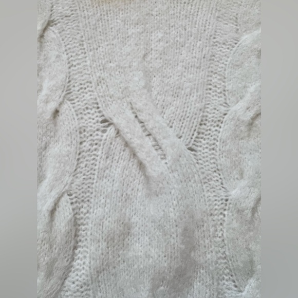 Fabio Ferreti Wool Blended Turtleneck Sweater, size 2-4 - Picture 5 of 7